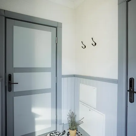 Uue Taenava Korter アパート *